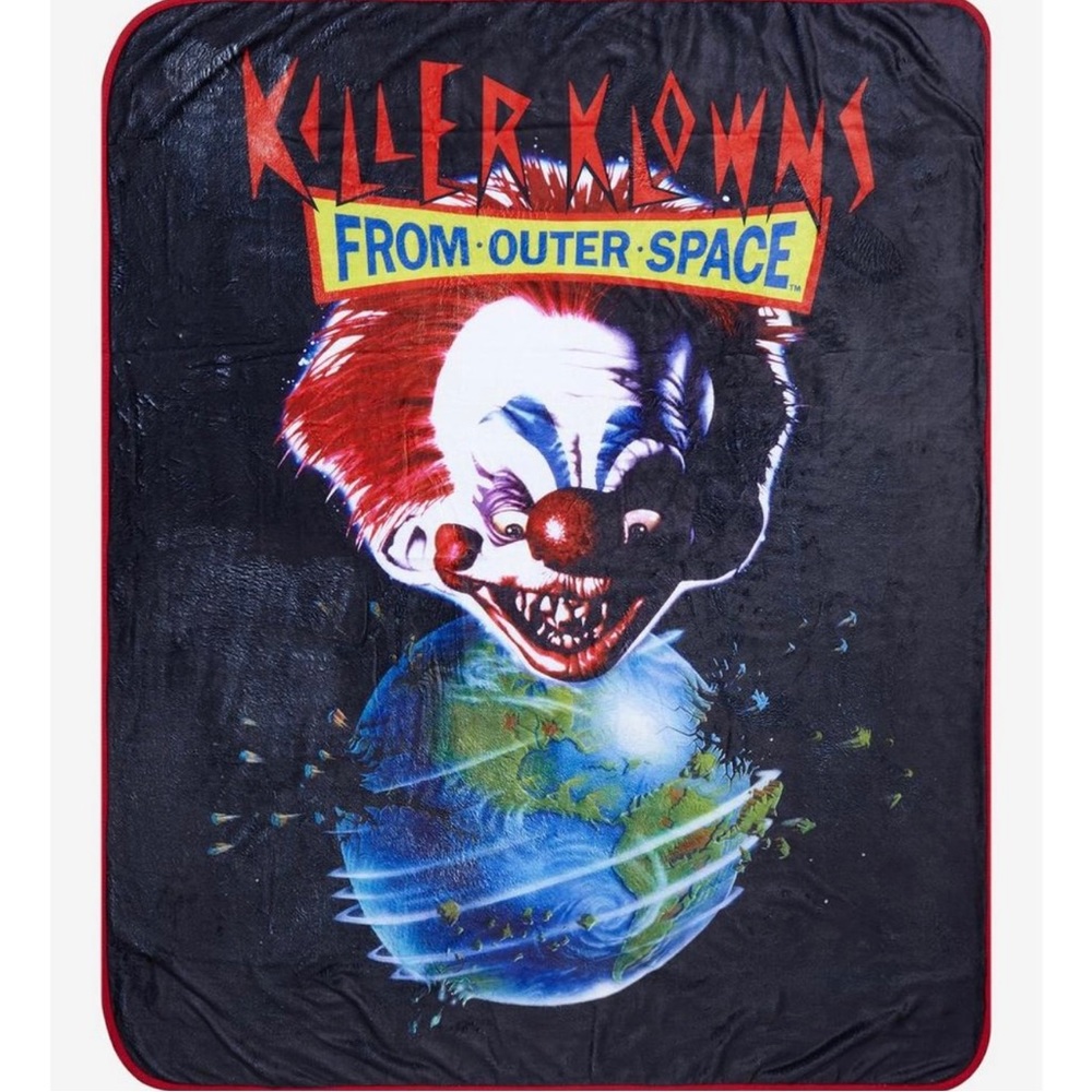 Blanket 46”x60” Killer Klowns From Outer Space Comic Book Cover Plush Throw